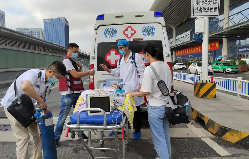 蓝田县救护车出租公司